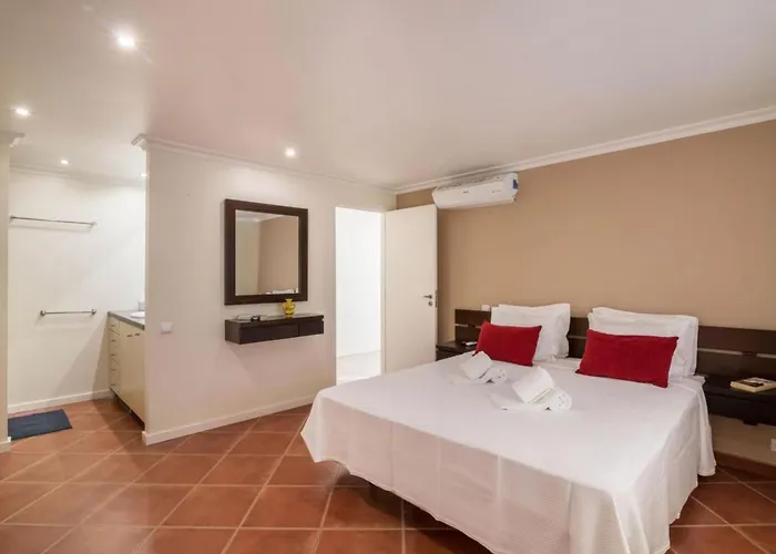 Malick - Sunny Way By Interhome * Albufeira