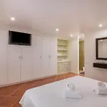 Malick - Sunny Way By Interhome *