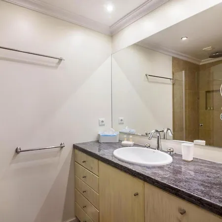 Malick - Sunny Way By Interhome *